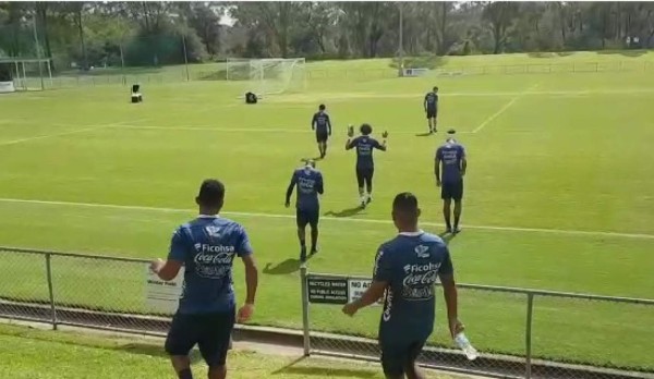 Selección de Honduras afina sus armas contra Australia