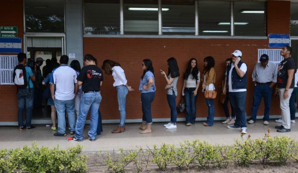 Honduras: TSE inicia el conteo de votos de elecciones primarias