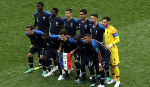 Selección de Francia hará un importante donativo a los hospitales de París