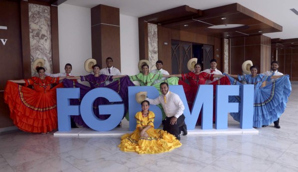 San Pedro, en el panorama mundial por convención