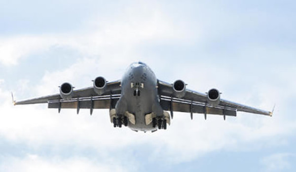 Avión carguero de EUA aterriza en Toncontín
