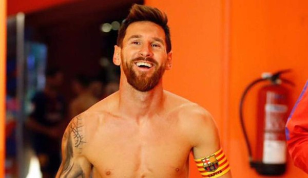 Messi causa revuelo al mostrar su tatuaje más excéntrico