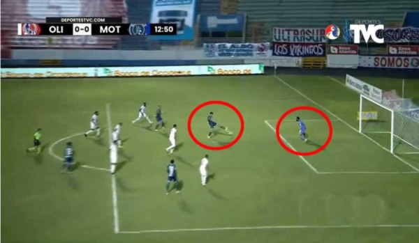 La jugada de gol que se perdió Roberto Moreira ante Edrick Menjívar.