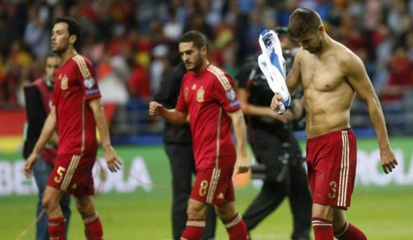 Piqué fue silbado en el partido de España