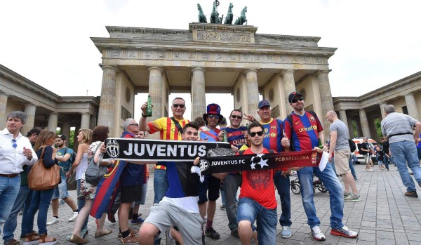 Ambiente de hermandad en las afueras de Berlín