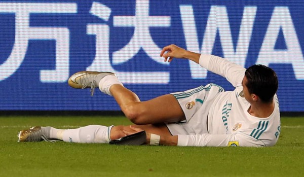 VIDEO: Así le dejaron marcados los tacos a Cristiano Ronaldo tras dura falta