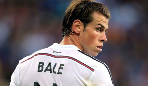 Aficionados del Real Madrid despiden con insultos a Gareth Bale