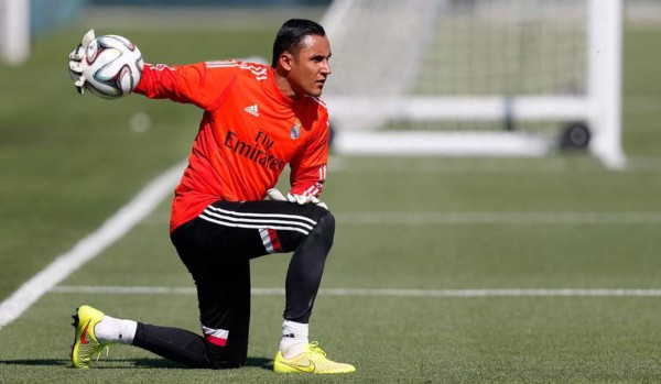 'Keylor Navas es el número uno por el momento', dice Rafa Benítez