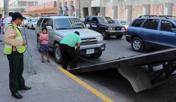 Dictan sobreseimiento provisional al jefe de la Policía Municipal