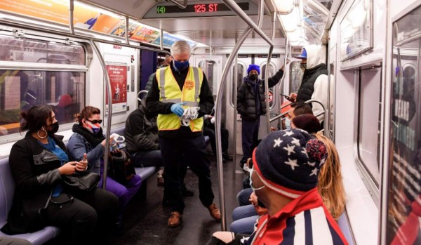 En el metro de Nueva York preocupa más la seguridad que el coronavirus