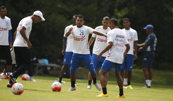 Honduras entrena con la mirada puesta en Panamá