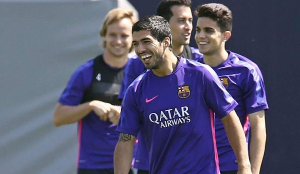 Luis Suárez vuelve a entrenarse al mismo ritmo que sus compañeros