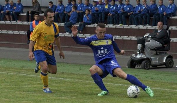 Jugador fallece luego de sufrir un infarto en pleno partido