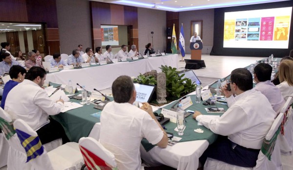 Dos grandes congresos habrá este mes en SPS