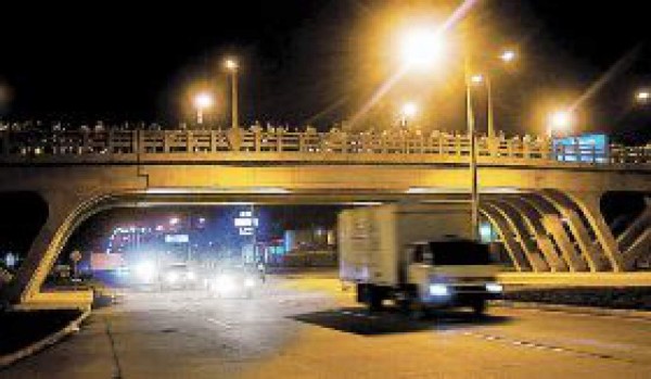 Inaugurado el puente de la 2 calle