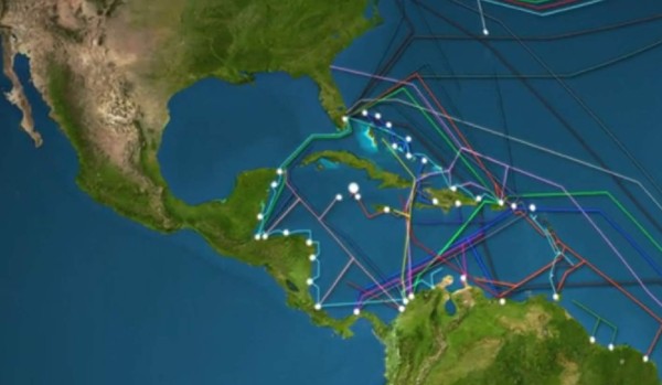 Mapa animado muestra la red global de cables que provee Internet
