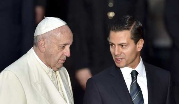 Papa: 'Vengo como un mensajero de misericordia y paz'