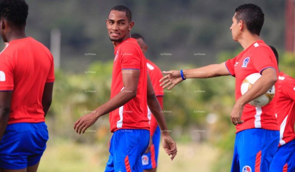 Jerry Bengtson arregló con el Olimpia y se une a los entrenamientos