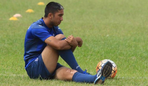 Santiago Vergara reapareció y festejó el título del Motagua