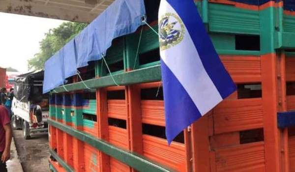 El Salvador pide a Guatemala permitir ingreso de ayuda a afectados de volcán