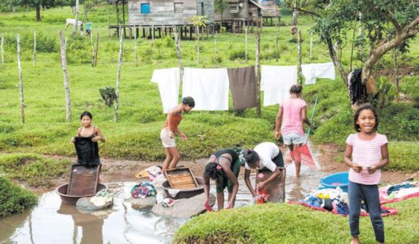Misquitos nicaragüenses denuncian en Honduras a Daniel Ortega