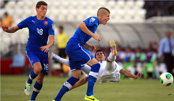 Honduras logra agónico empate y se acerca a octavos del Mundial