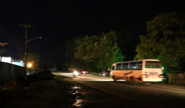 Más de 15,000 lámparas faltan en alumbrado público de San Pedro Sula