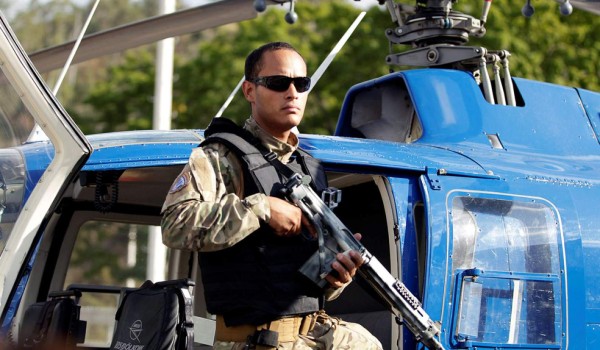 Reaparece policía que atacó corte suprema en Venezuela