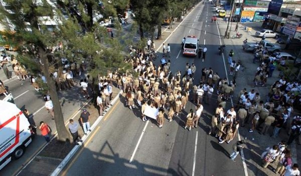 Muere estudiante arrollada durante protesta en Guatemala