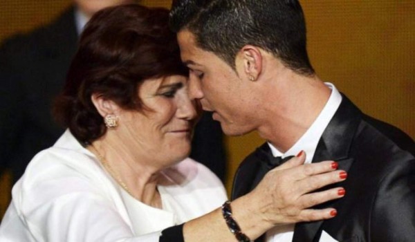 Cristiano Ronaldo revela sufrimiento de su madre: 'Está inconsolable'