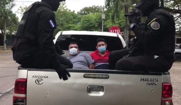 Capturan a dos supuestos cabecillas de la MS-13 en Villanueva