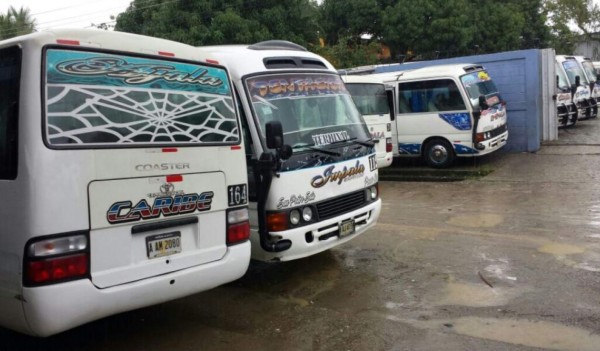 Empresas Impala y Caribe paralizan buses en San Pedro Sula