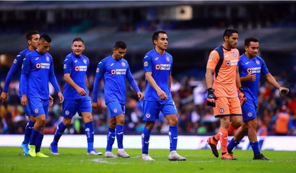 Cruz Azul puede ser desafiliado de Liga MX tras una orden de captura contra su presidente Billy Álvarez