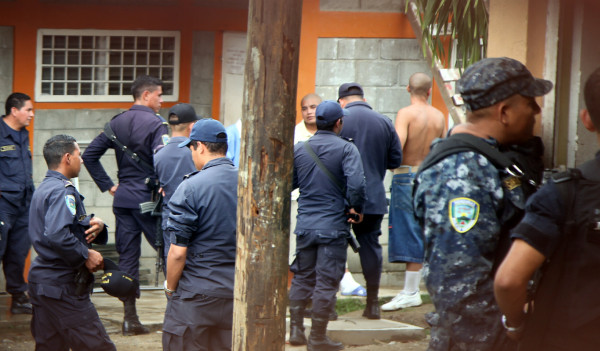 Otra revuelta en centro El Carmen