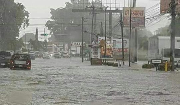 Declaran alerta roja para La Ceiba y todo Atlántida por fuertes lluvias