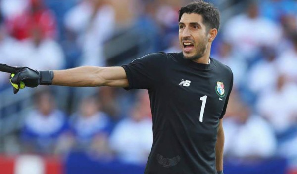 Panameño Jaime Penedo renuncia del Saprissa