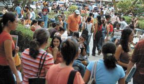 A oscuras queda edificio dos del Curn