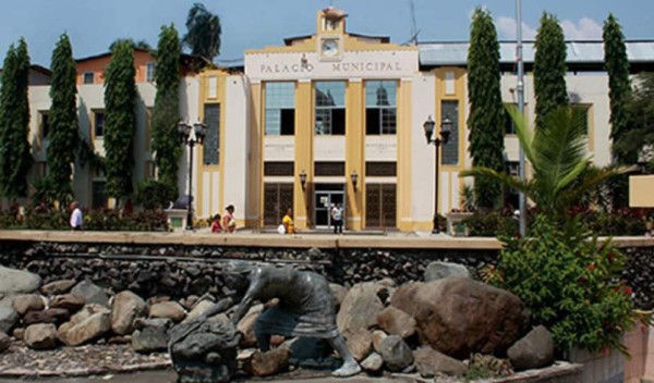 Postergan presentación del impuesto vecinal