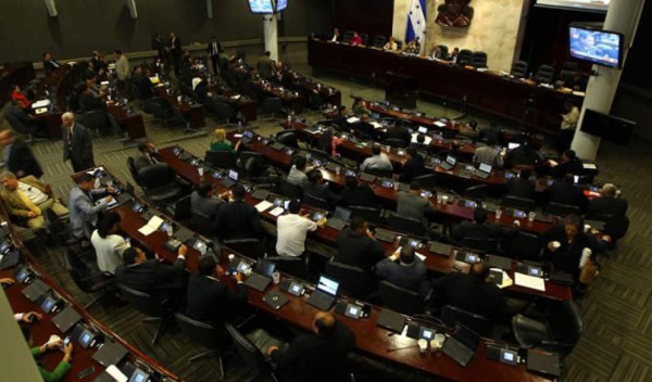 Congreso de Honduras aprueba ley de financiamiento de campañas políticas