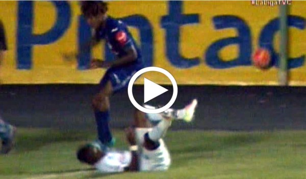 El pisotón de Henry Figueroa a Kevin Álvarez