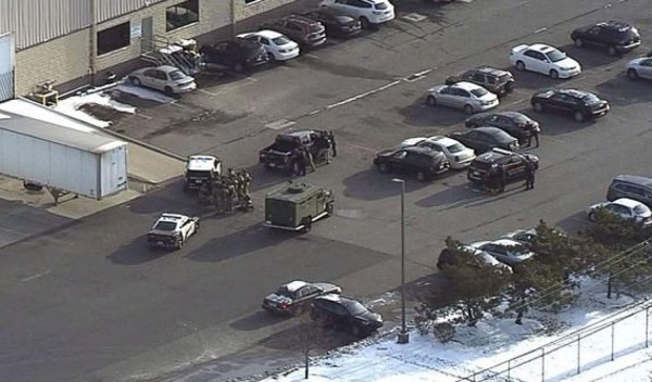 Policía de Nueva Jersey responde a tiroteo con rehenes