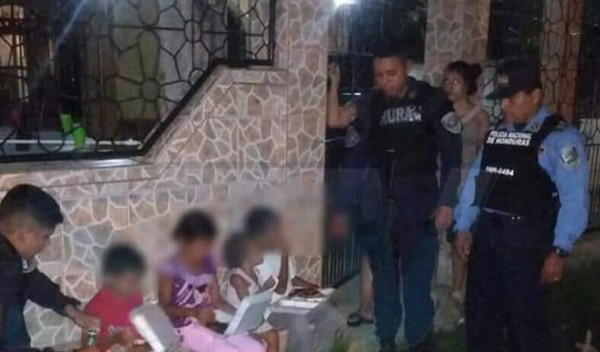 Madre deja abandonados a sus cuatro hijos para ir a bailar