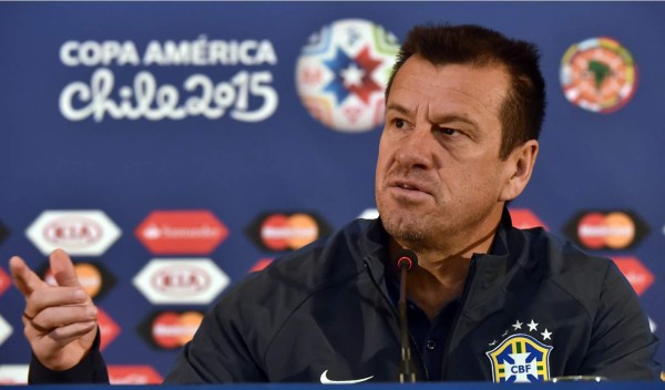 Dunga a Neymar: 'No queremos niños, queremos hombres'