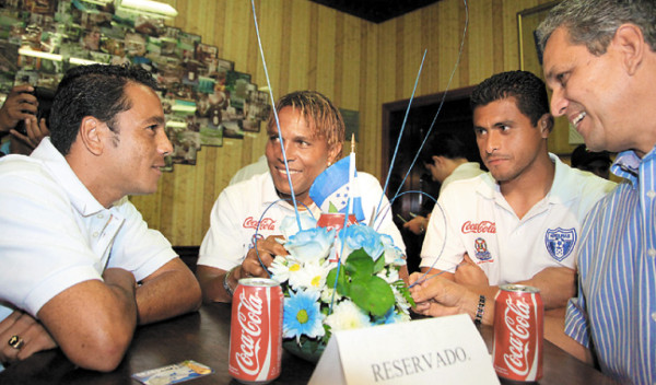 Mundialistas agasajados