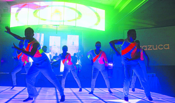 Honduras también presentó el balón del Mundial-2014