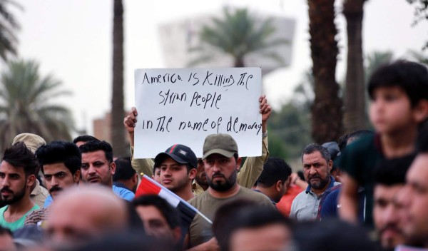 Miles de personas se manifiestan en Irak contra ofensiva de EEUU en Siria