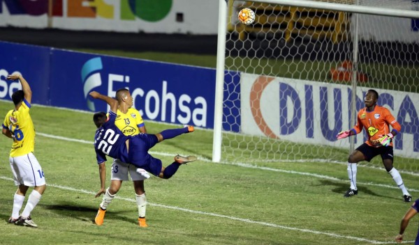 VIDEO: El espectacular golazo de Santiago Vergara