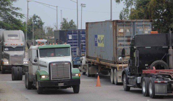 Congreso Nacional indagará atrasos en terminal de contenedores
