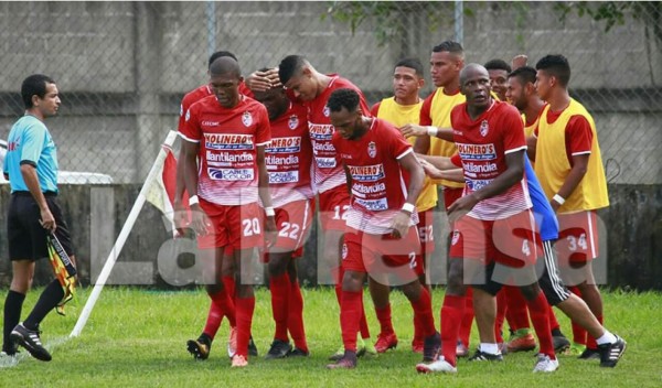 Real Sociedad se levantó y le quitó el invicto al Marathón