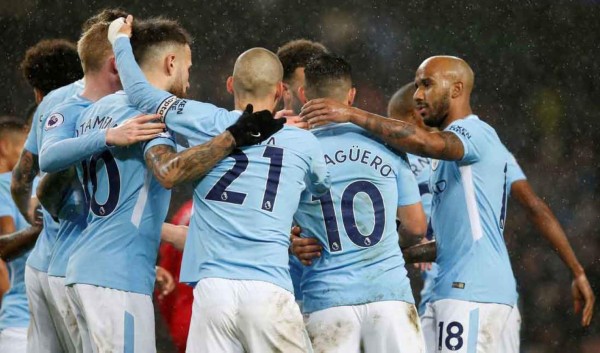 Manchester City sigue imbatible en la Premier League